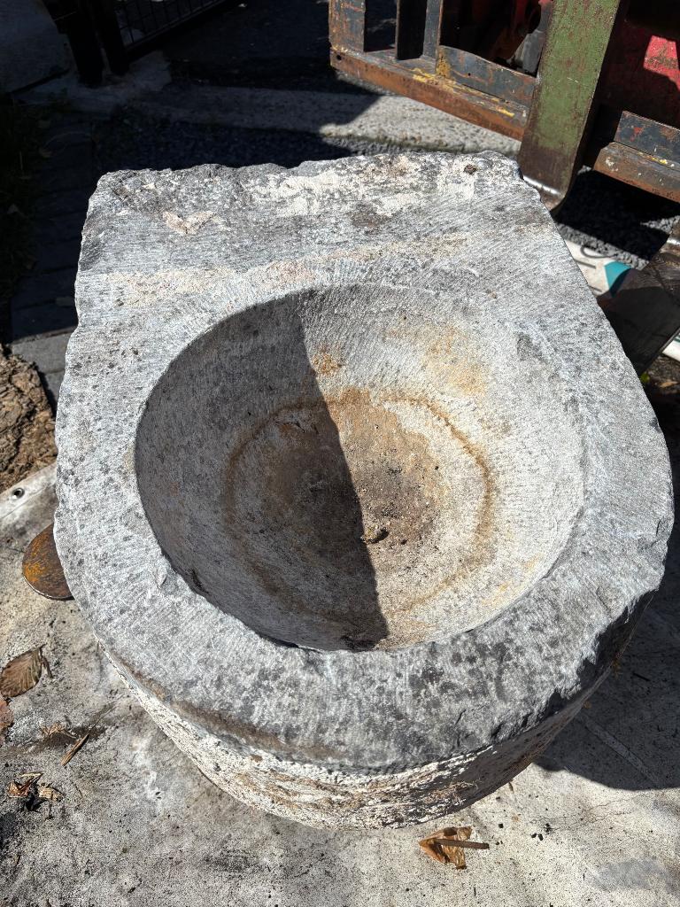 Antieke arduinen gootsteen/ lavabo/ trog  BELLEN 0474220705, Ophalen