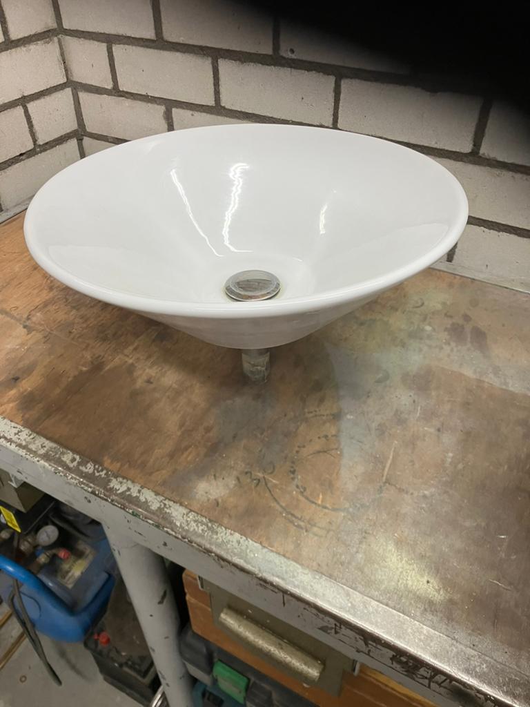2 stuks wastafel kom 45cm doorsnede eventueel met sifon, Huis en Inrichting, Badkamer | Badkamermeubels, Ophalen, 50 tot 100 cm