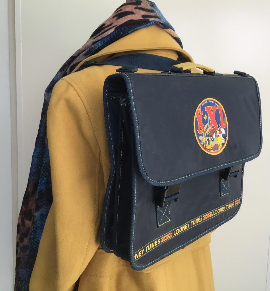 Vintage Looney Tunes XXL schoudertas of rugtas, Ophalen of Verzenden, Looney Tunes, Zo goed als nieuw, Gebruiksvoorwerp