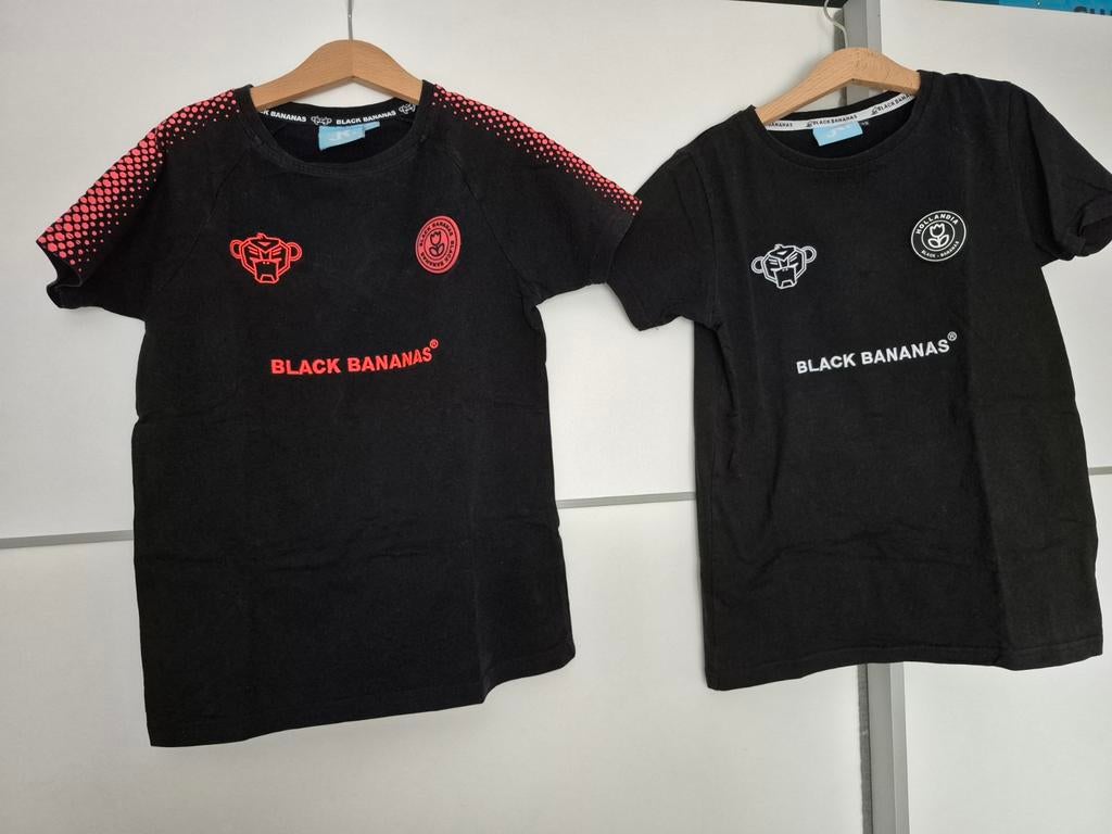 2 Black Bananas T-shirts maat 140, Kinderen en Baby's, Jongen of Meisje, Ophalen of Verzenden, Zo goed als nieuw, Shirt of Longsleeve