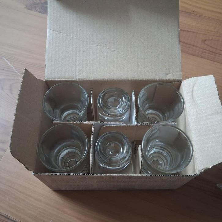 Shotglaasjes, Ophalen