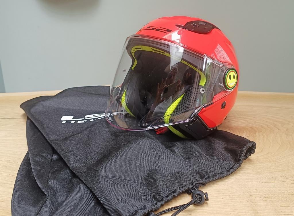 LS2 Kinderhelm Maat L (55-56 cm) - Rood, Fietsen en Brommers, Brommerhelmen, Ophalen, Zo goed als nieuw, Large, LS2