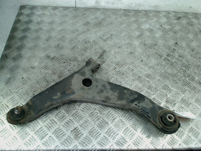 Draagarm Links Voor Mitsubishi Grandis (NA) 2005, Gebruikt, Info@mitsubishi-motors.de, Mitsubishi, Emil-Frey-Straße 2, Friedberg 61169, , Duitsland