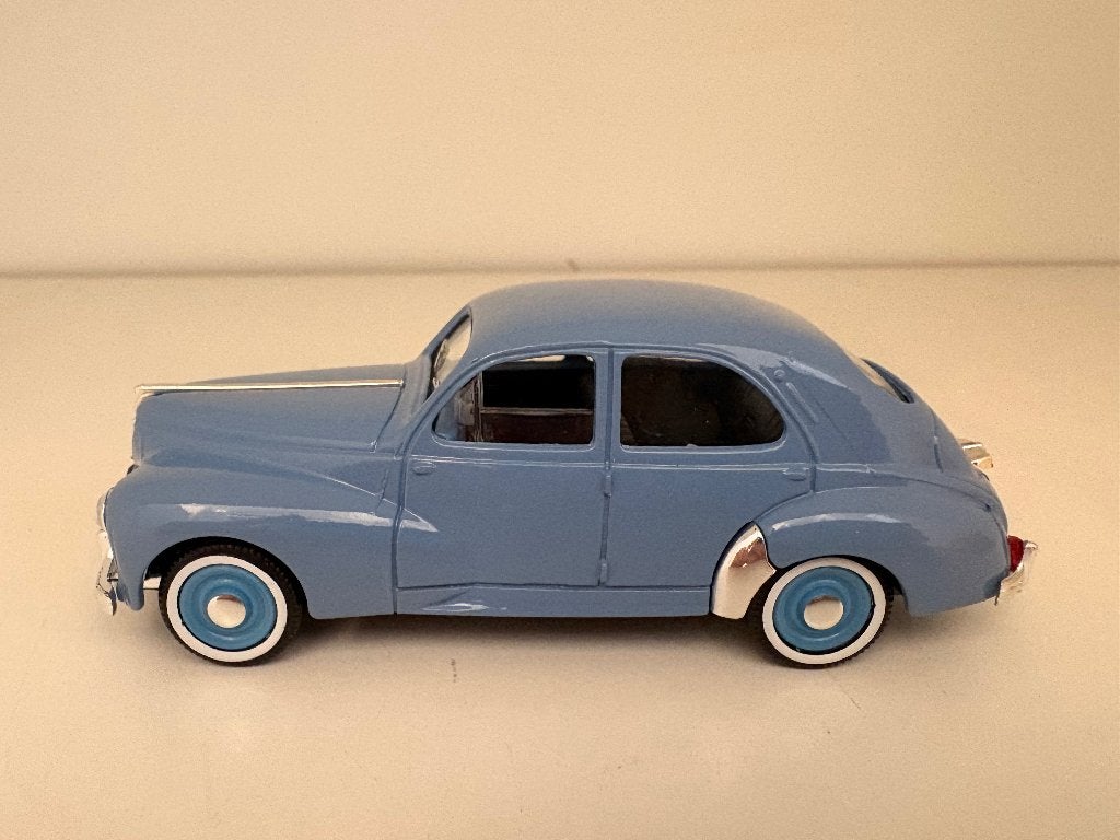 Modelauto Solido Peugeot 203 lila, Hobby en Vrije tijd, Modelauto's | 1:43, Ophalen of Verzenden, Zo goed als nieuw, Auto, Solido