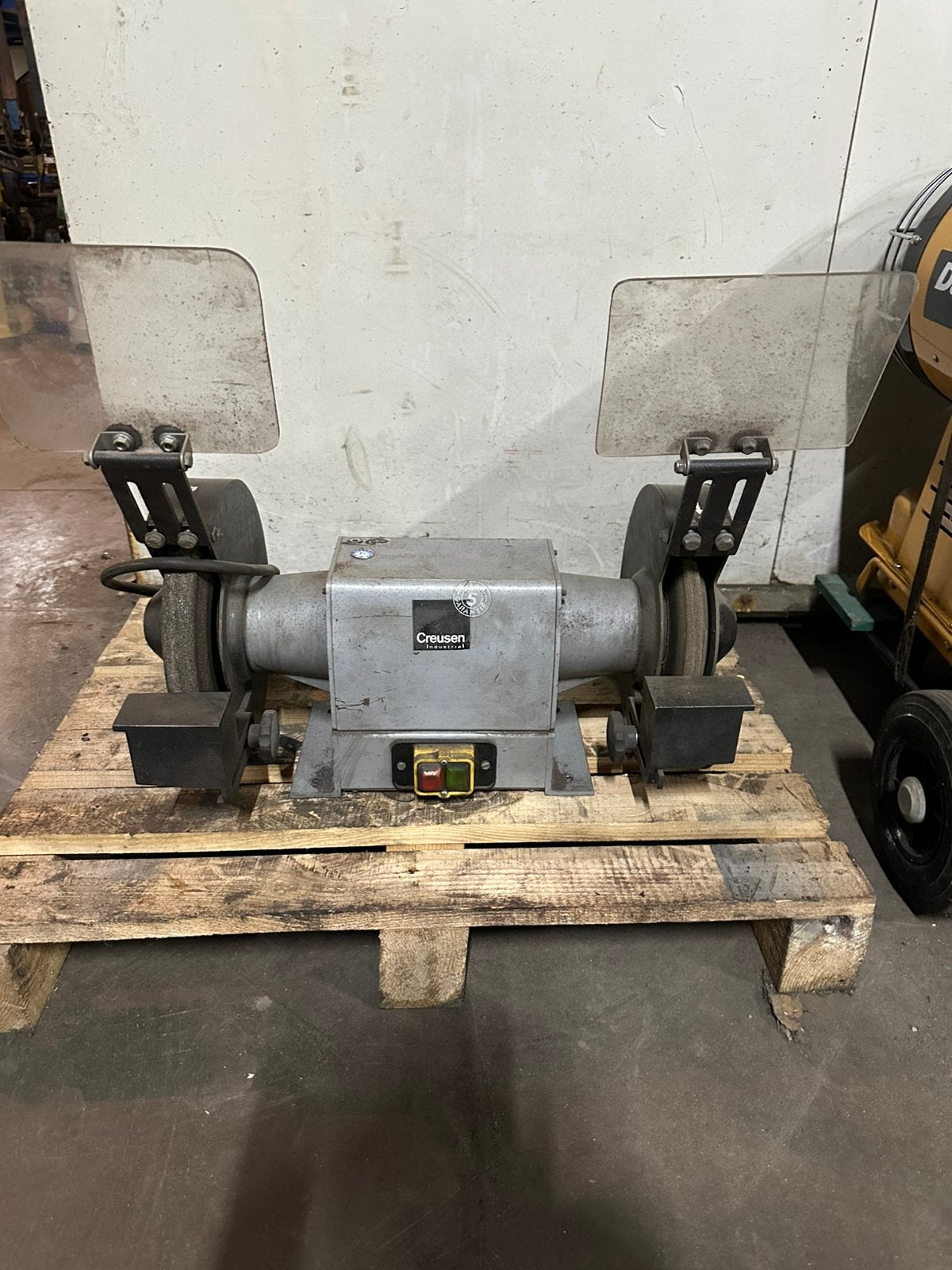 Slijpsteen 400V, Doe-het-zelf en Verbouw, Ophalen, Gebruikt, 1000 watt of meer, Werkbankslijpmachine