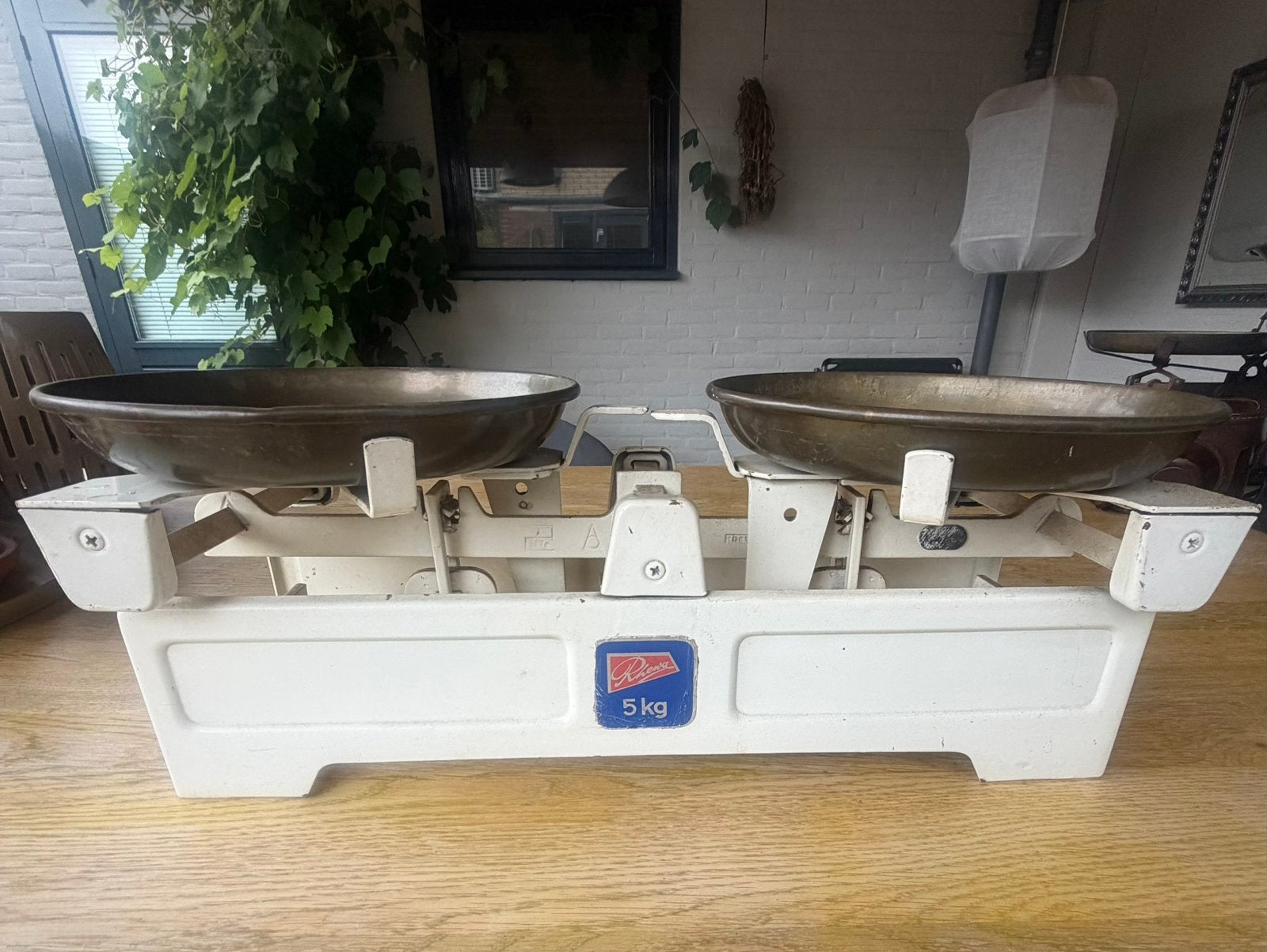 Vintage Balansweegschaal Fysica 5 kg - Koperen Schalen, Ophalen of Verzenden