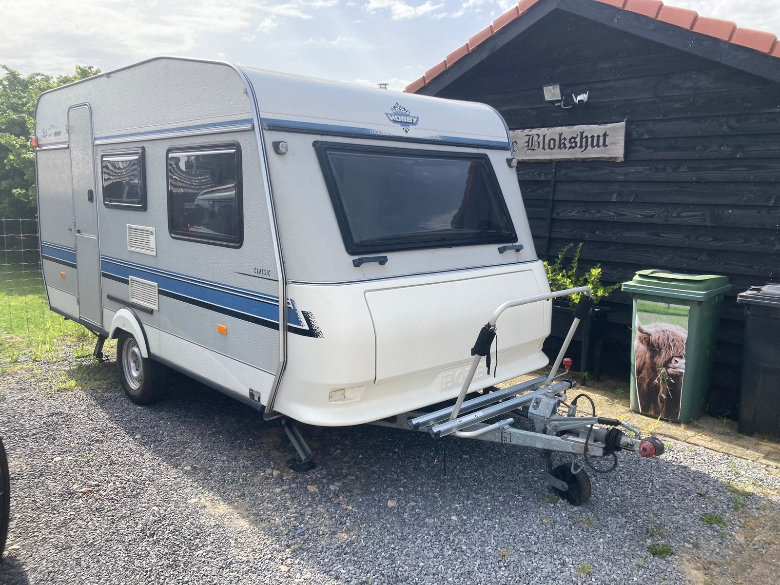 Hobby caravan 400tk classic, 1997 met toilet. 790 kg leeg, Caravans en Kamperen, Caravans, Vast bed, Hobby, Treinzit, 750 - 1000 kg