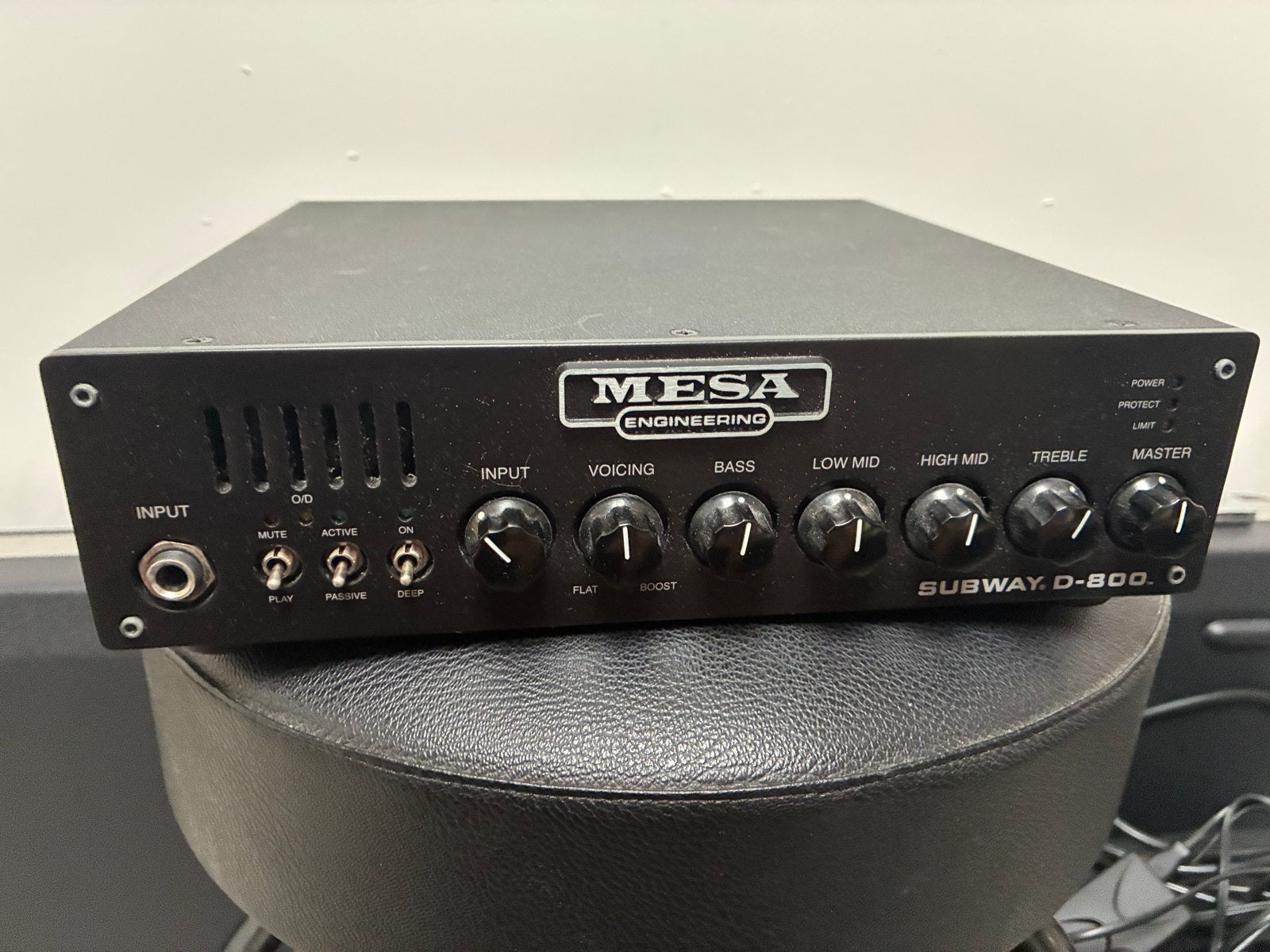 Mesa Boogie Subway D-800 Basversterker - Perfecte Staat, Muziek en Instrumenten, Ophalen of Verzenden, Zo goed als nieuw, Basgitaar