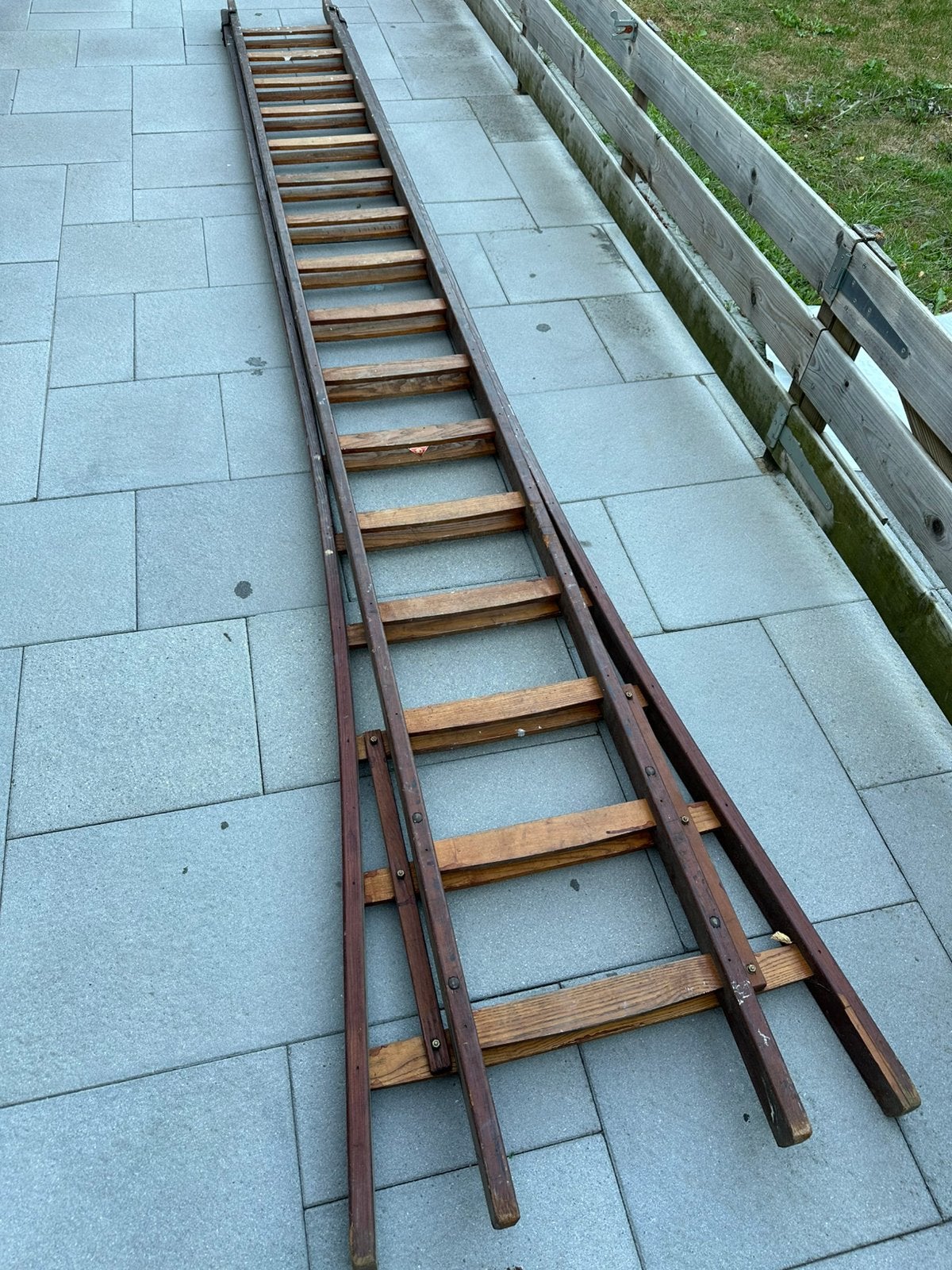 Orginele Wienese 2 delige-houten ladder (reform), Doe-het-zelf en Verbouw, Ophalen, Gebruikt, Ladder, 4 meter of meer