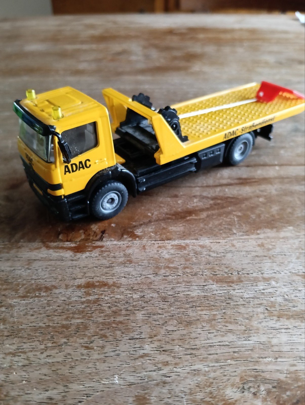 Mercedes-Benz Atego ADAC oprijwagen/takelwagen (1:55), Ophalen of Verzenden, Zo goed als nieuw, Auto