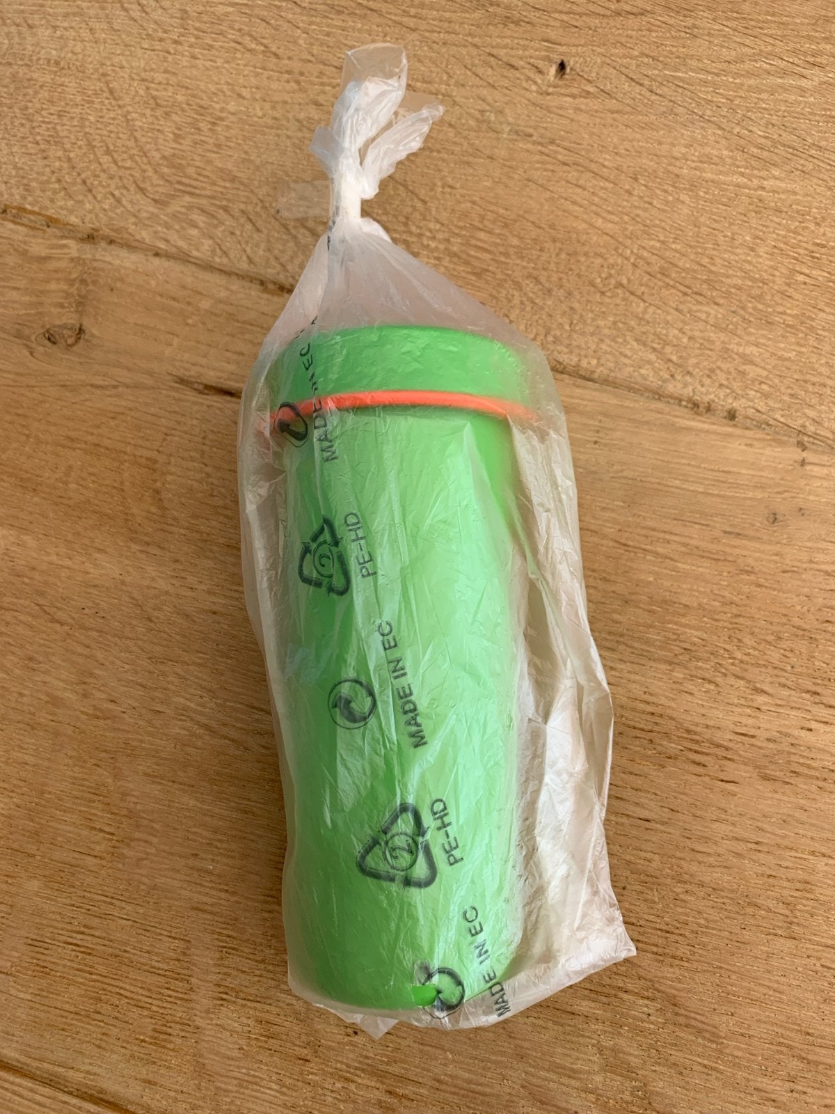 Tupperware Turbo drinkbeker met schroefdop - Groen/Oranje, Huis en Inrichting, Keuken | Tupperware, Tupperware, 500 ml, Beker of Kan