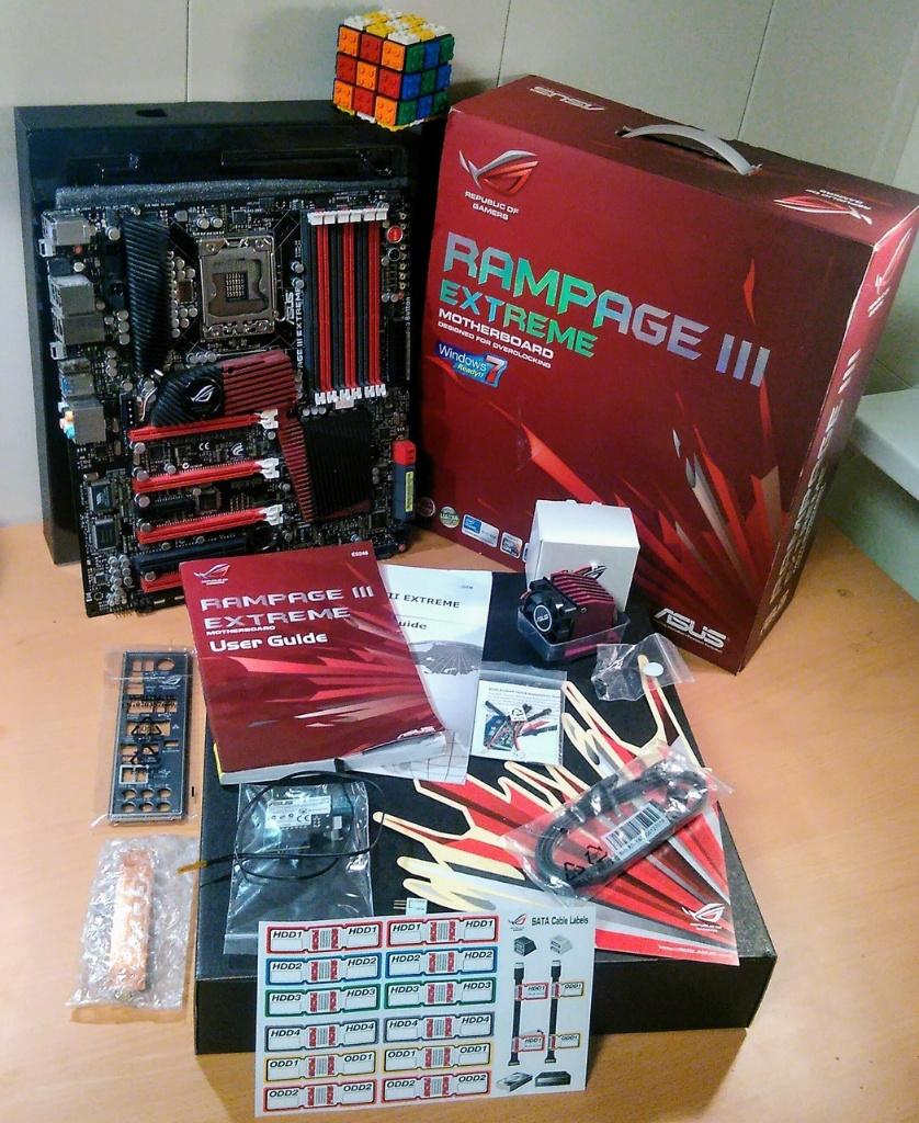 Asus Rampage III Extreme Moederbord, LGA 1366, DDR3, Ophalen of Verzenden, Zo goed als nieuw
