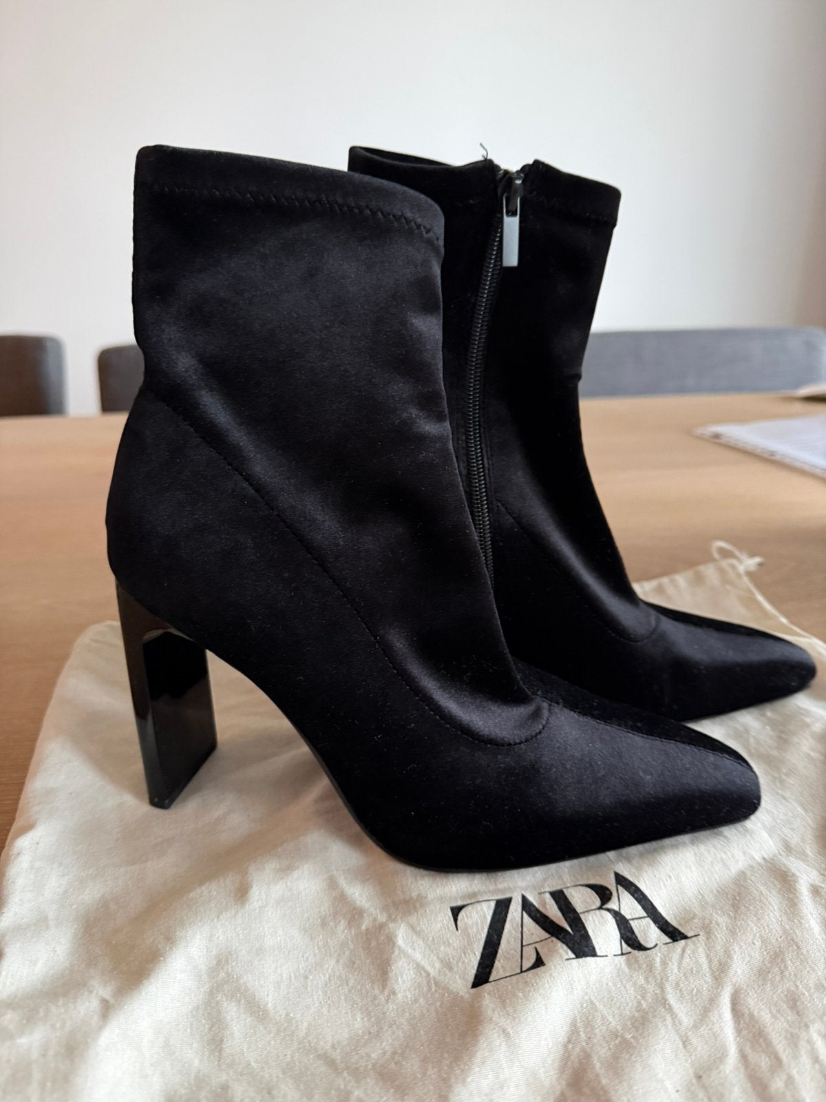 Dames zara schoenen maat 39, Zwart, Lage of Enkellaarzen, Ophalen of Verzenden, Zo goed als nieuw