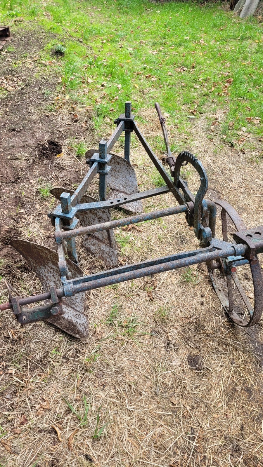 Oude ploeg voor grondbewerking, Ophalen
