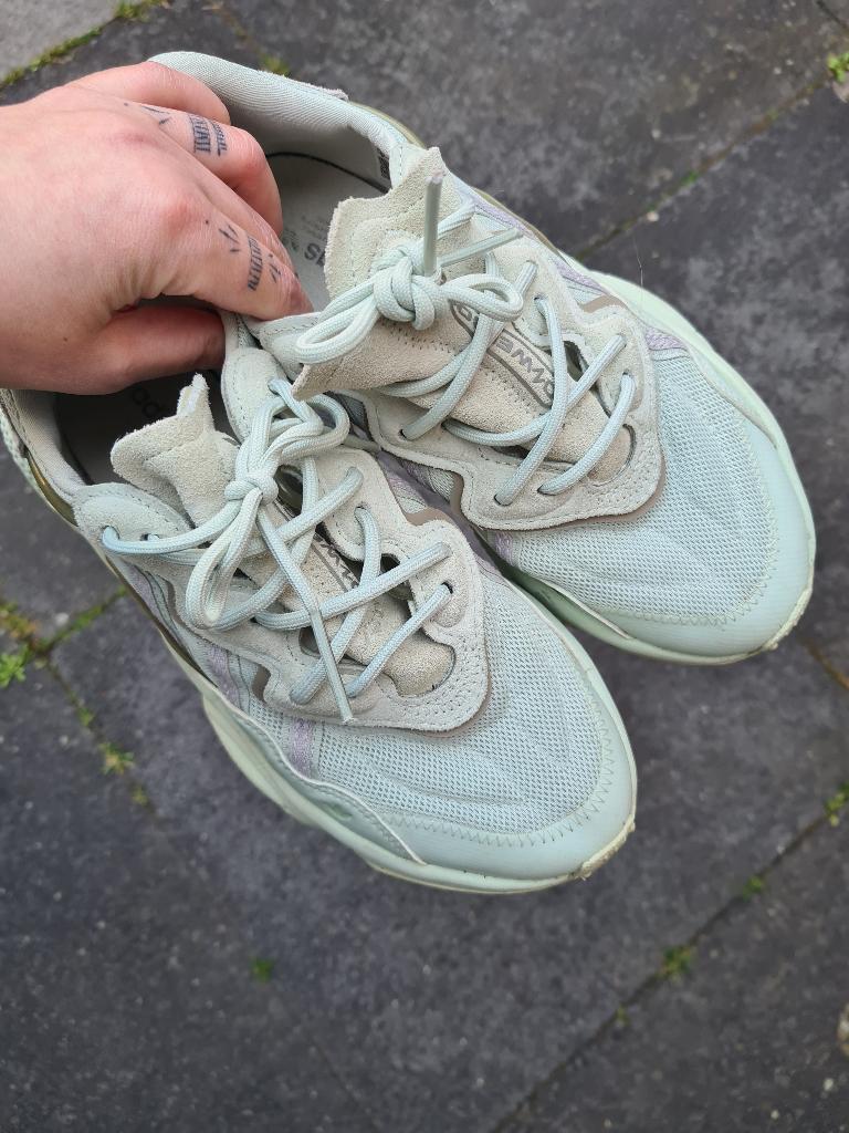 Gedragen sneakers Adidas ozweego, Ophalen of Verzenden, Sneakers of Gympen, Gedragen, Groen
