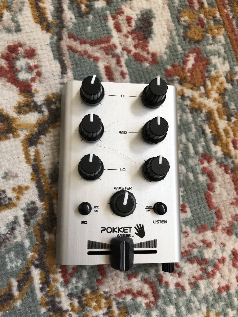 Pocket mixer, Muziek en Instrumenten, Ophalen of Verzenden, Gebruikt, Minder dan 5 kanalen