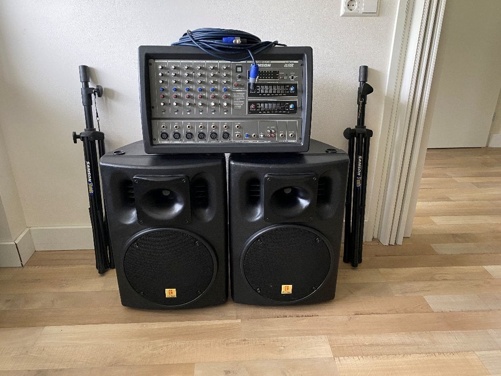 Zang (PA) installatie, 600Watt, Muziek en Instrumenten, Ophalen, Zo goed als nieuw, 500 tot 1000 watt, P.A.