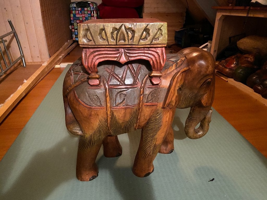Houten beeld olifant, Antiek en Kunst, Houtsnijwerk, Handgemaakt, Ophalen of Verzenden, Zoogdier