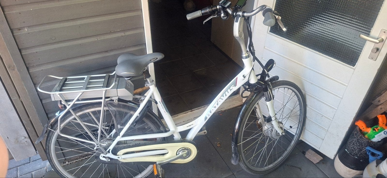 Batavus elektrische fiets (defect), Ophalen, Gebruikt, Velgrem, Versnellingen