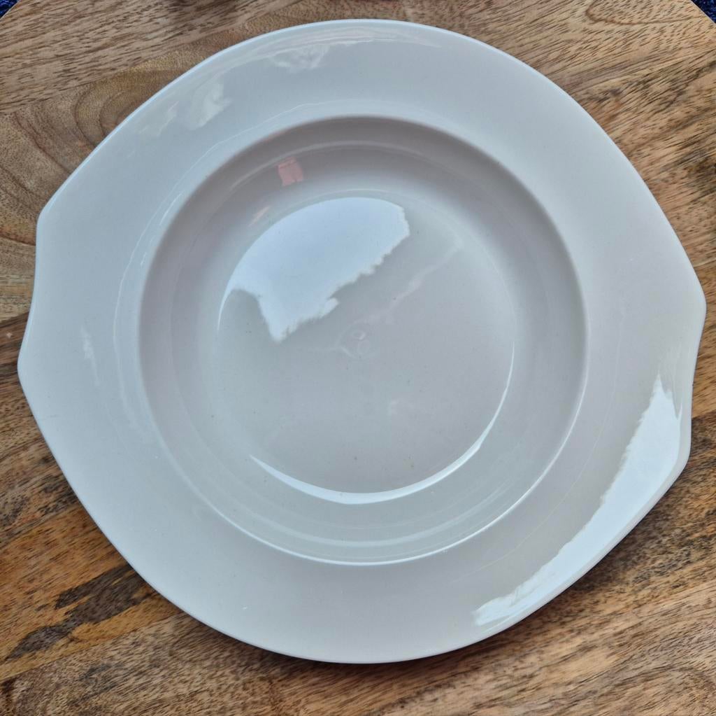 2x Villeroy & Boch Alba diep bord - Ludwig Scherer, Huis en Inrichting, Keuken | Servies, Ophalen of Verzenden