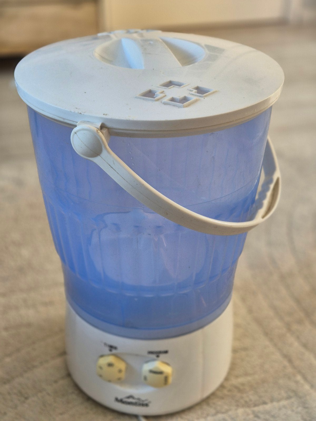 Montiss Mini Wasmachine HWM5757M - Compact en Draagbaar, Witgoed en Apparatuur, Minder dan 85 cm, Minder dan 4 kg, Bovenlader