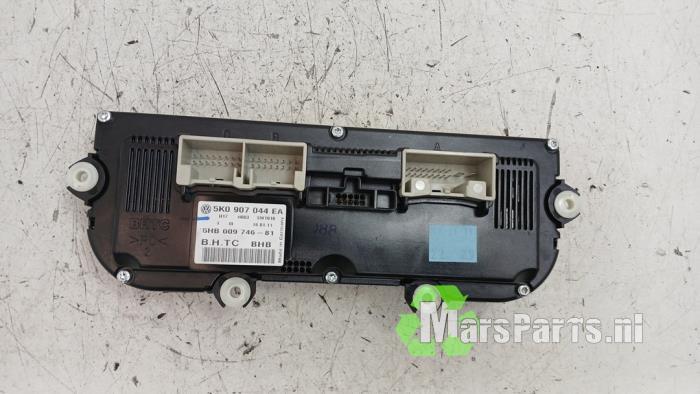 Kachel Bedieningspaneel van een Volkswagen Golf, Gebruikt, -, Volkswagen, -