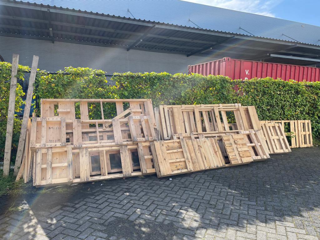 Goed Hout afkomstig van kratten. / stookhout, Doe-het-zelf en Verbouw, Hout en Planken, Ophalen, Gebruikt, Overige houtsoorten
