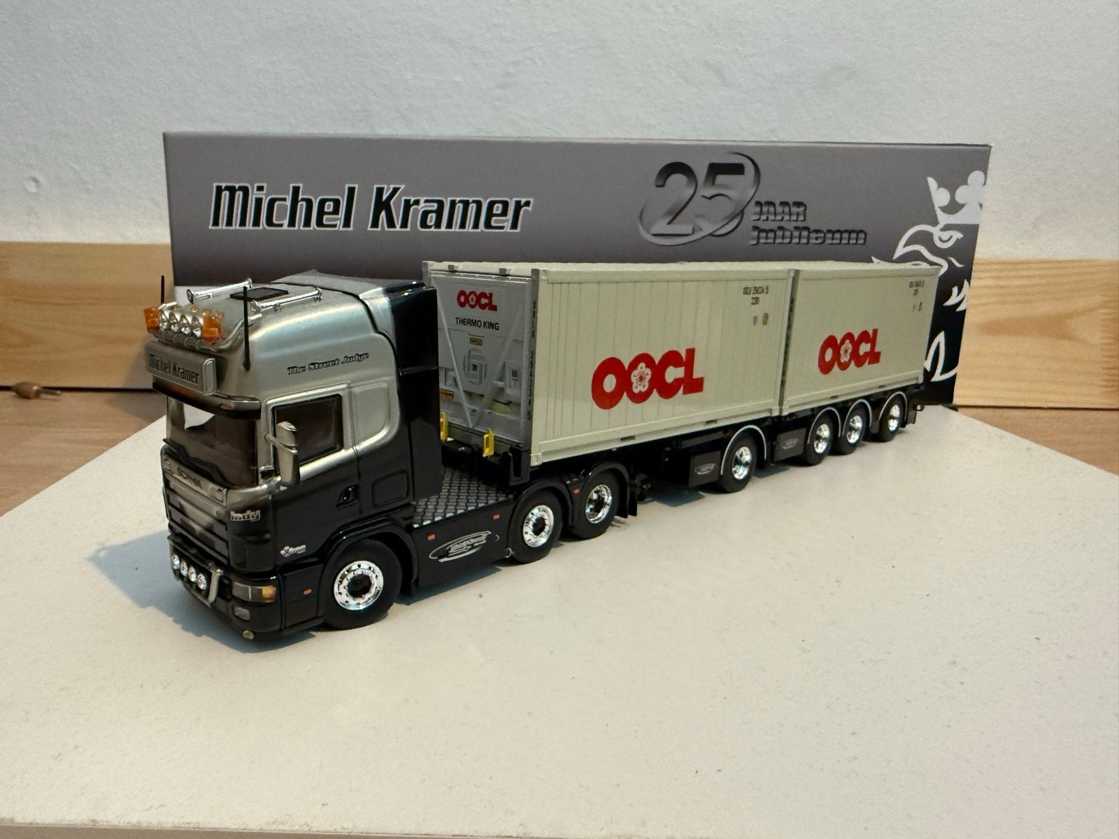 Tekno Scania Michel Kramer 25 Jaar Jubileum model, Hobby en Vrije tijd, Modelauto's | 1:50, Ophalen of Verzenden, Nieuw, Bus of Vrachtwagen