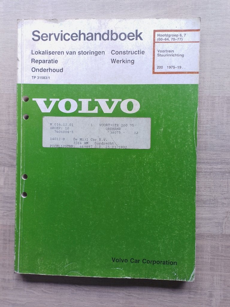 Volvo 200 serie dealer werkplaatsboek Voortrein stuurinricht, Ophalen of Verzenden, Gelezen, Volvo
