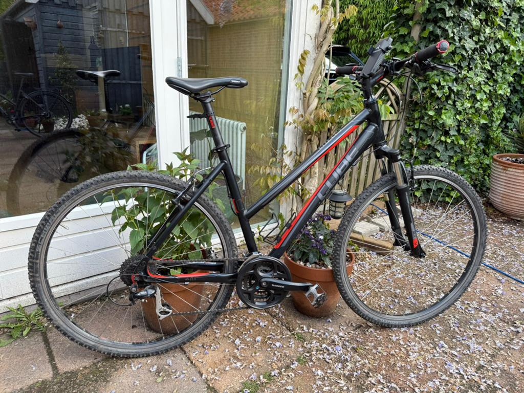 Cube – Crossfiets / Fitnessbike – 24 versnellingen, Fietsen en Brommers, Gebruikt, Velgrem, 53 tot 57 cm, Ophalen