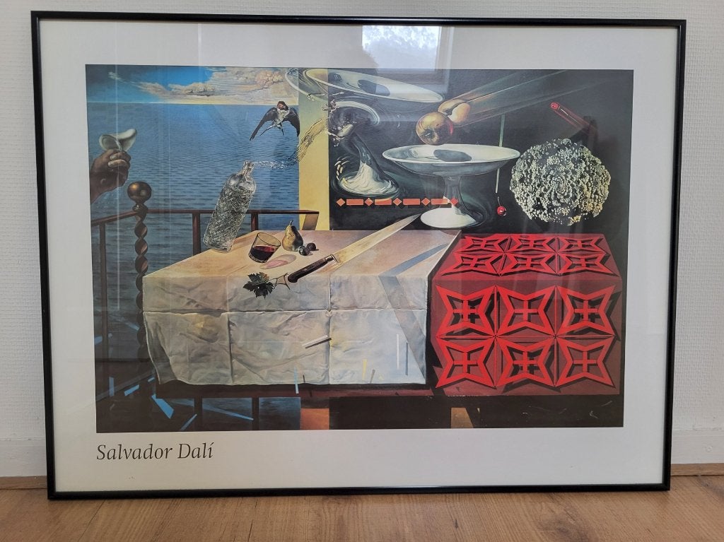 Poster: Salvador Dali -  Nature Morte Vivante, Ophalen, 50 – 75, Zo goed als nieuw, 75 tot 100 cm
