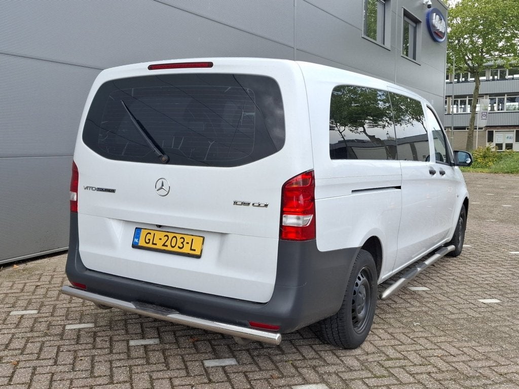 Mercedes-Benz Vito Tourer 109 BT Extra Lang 9p (3x3) ✅, Gebruikt, Euro 6, Wit, Origineel Nederlands