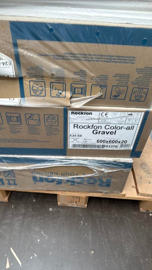 Rockfon color grijs 40m2, Ophalen of Verzenden, Zo goed als nieuw