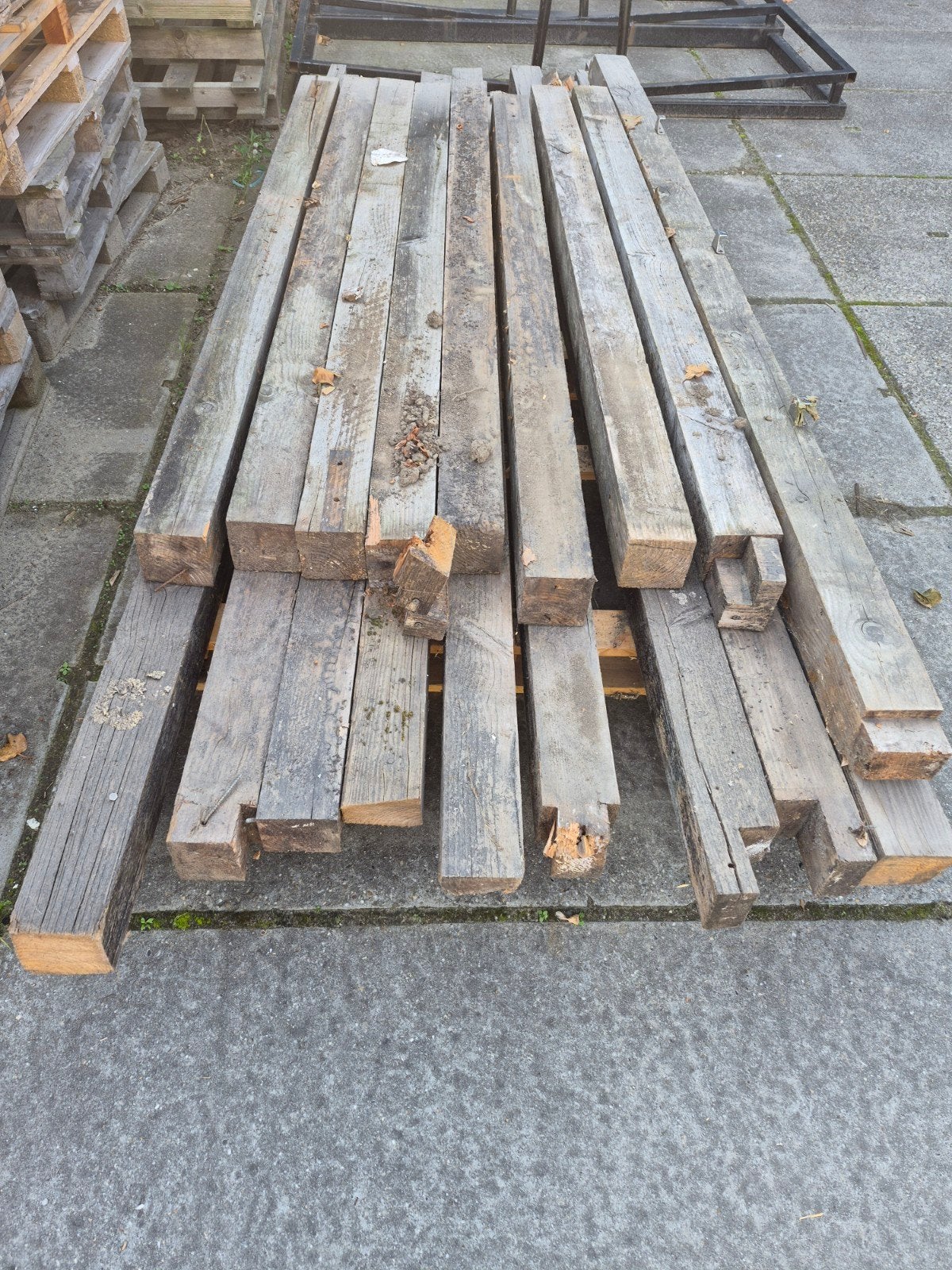 Douglas palen 120x120mm - diverse lengtes, Doe-het-zelf en Verbouw, Ophalen, Gebruikt, Balk, Overige houtsoorten