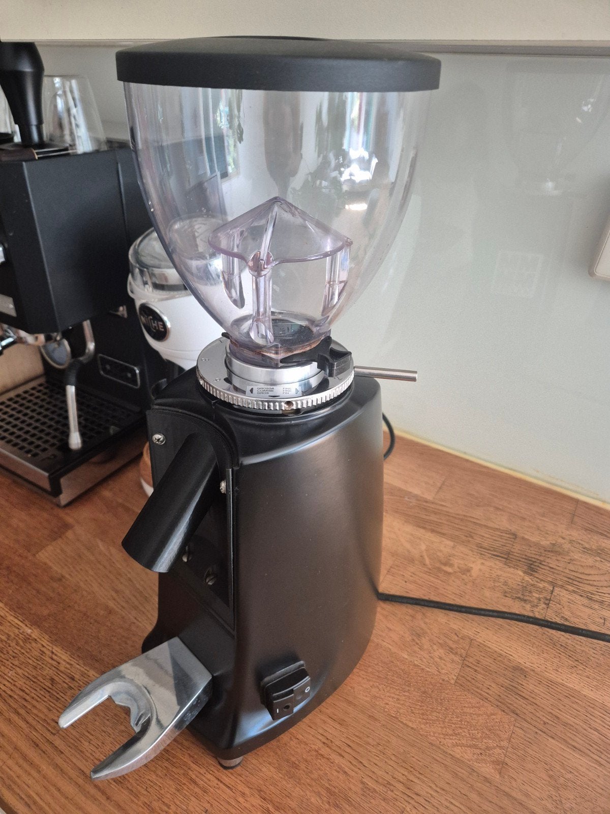 Mazzer Mini met nieuwe maalschijven, Ophalen, Gebruikt, Overige modellen, 10 kopjes of meer