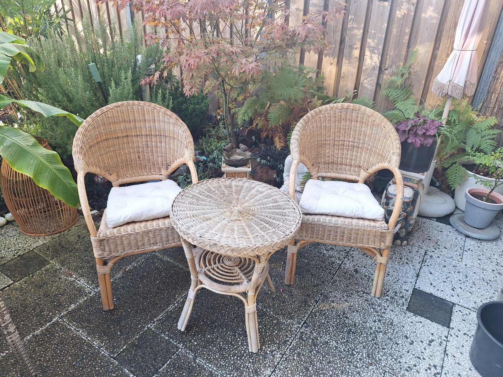 Rotan tuinset met 2 stoelen en tafel, Gebruikt, Bijzettafel, Rotan, Tuinset
