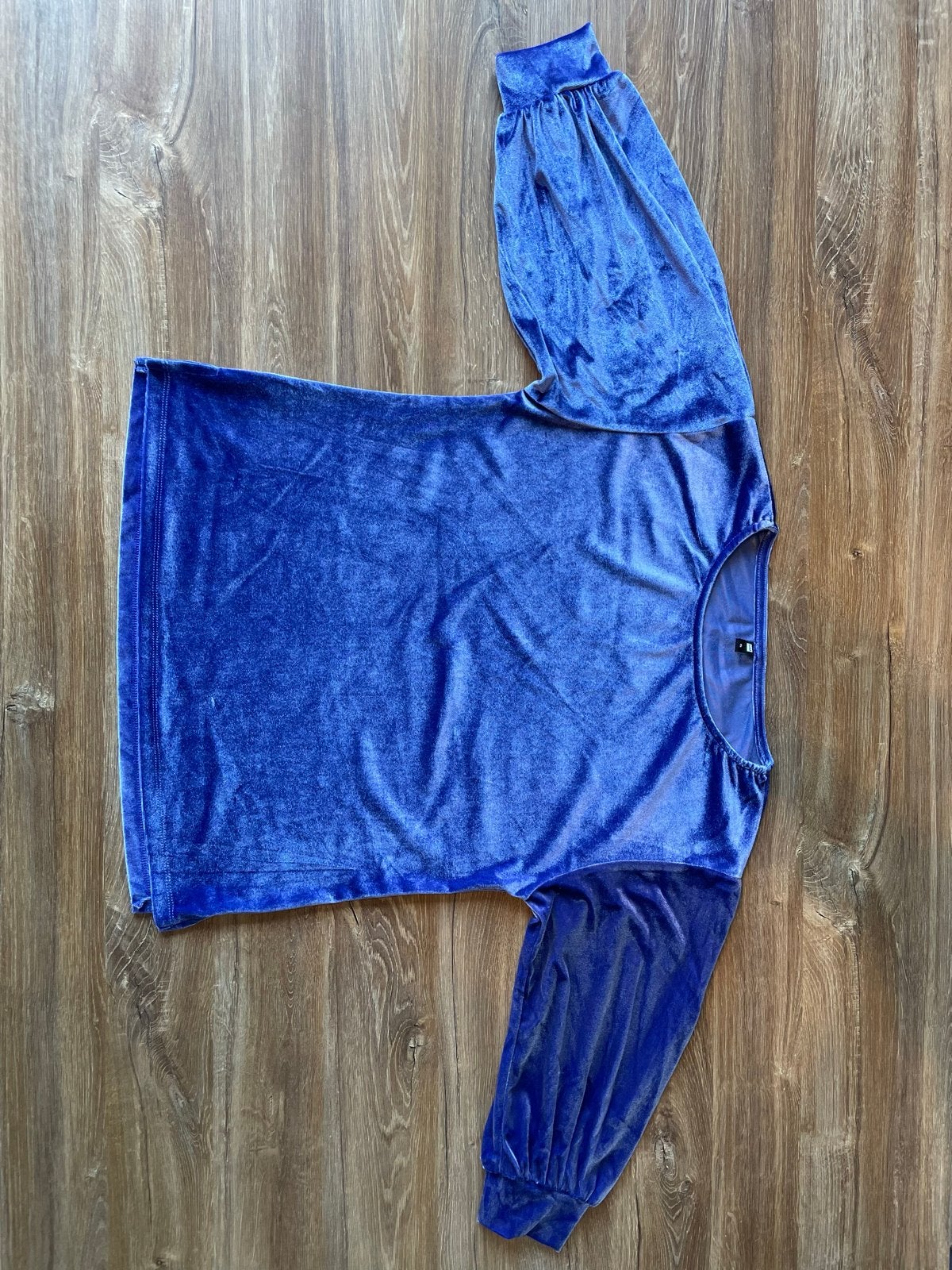 Blauw fluwelen shirt met lange mouwen, Kleding | Dames, Zo goed als nieuw, Lange mouw, Maat 36 (S), Verzenden