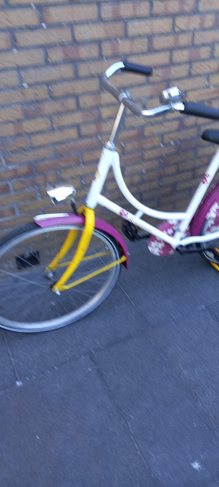 Meisjesfiets, Fietsen en Brommers, Fietsen | Dames | Omafietsen, Minder dan 47 cm, Ophalen of Verzenden, Zo goed als nieuw