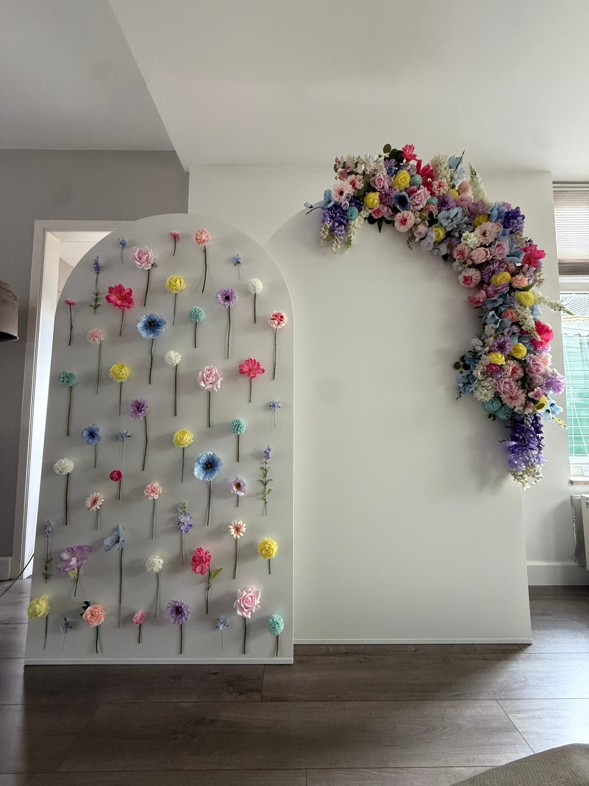 Backdrop Set Inclusief Kunstbloemen, Hobby en Vrije tijd, Ophalen, Zo goed als nieuw, Versiering, Geboorte of Huwelijk