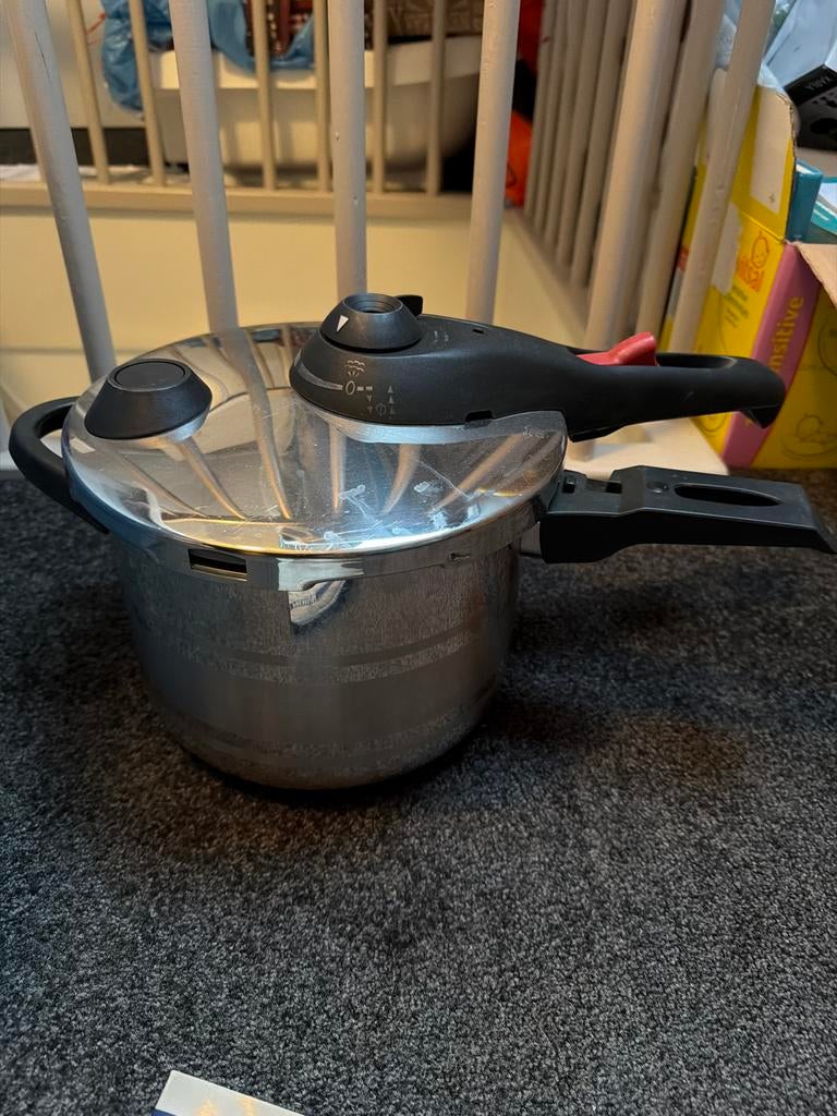 Premium Snelkookpan B/R/K - Gebruikt, Ophalen of Verzenden, Zo goed als nieuw