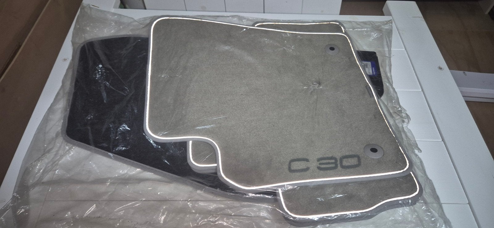 Originele Volvo C30 Vloermatten - Nieuw in verpakking, Ophalen of Verzenden, Nieuw