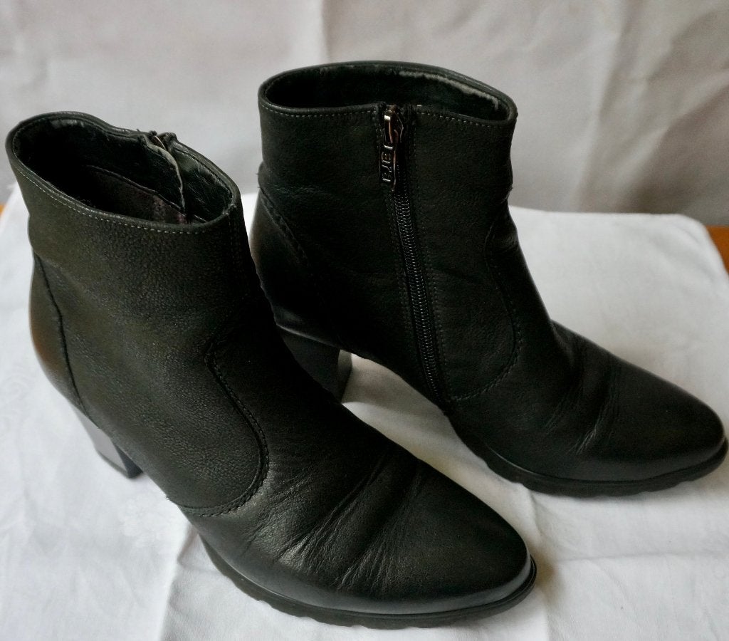 Halfhoog laarsje, zwart, maat 38 (5), Zwart, Ophalen of Verzenden, Schoenen met hoge hakken, Gedragen