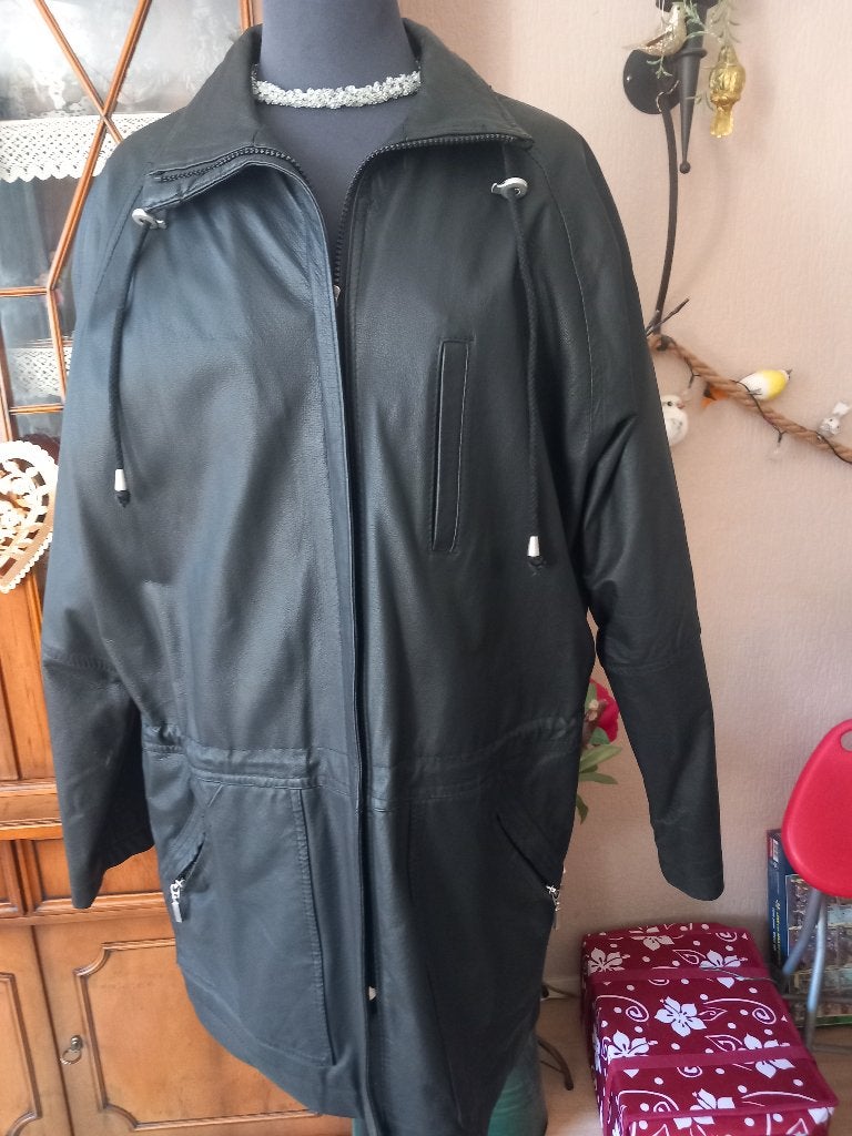 Leren dames jas, Kleding | Dames, Ophalen of Verzenden, Zo goed als nieuw, Maat 42/44 (L), Zwart