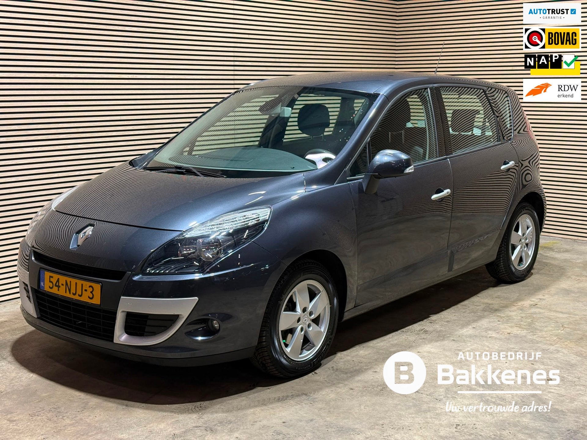 Renault Scénic 2.0 Dynamique | Automaat | NAP | Trekhaak, Auto's, Stof, Gebruikt, 4 cilinders, Met garantie (alle)