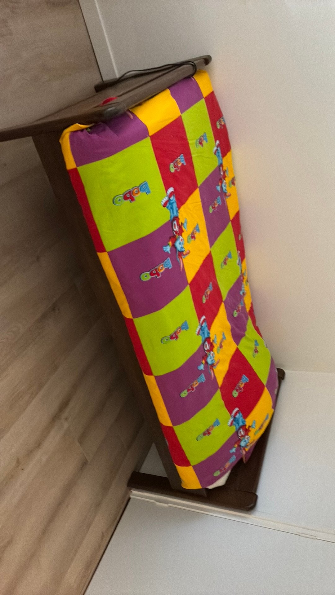 Bobo bed, elektrisch verstelbaar, Ophalen, Zo goed als nieuw