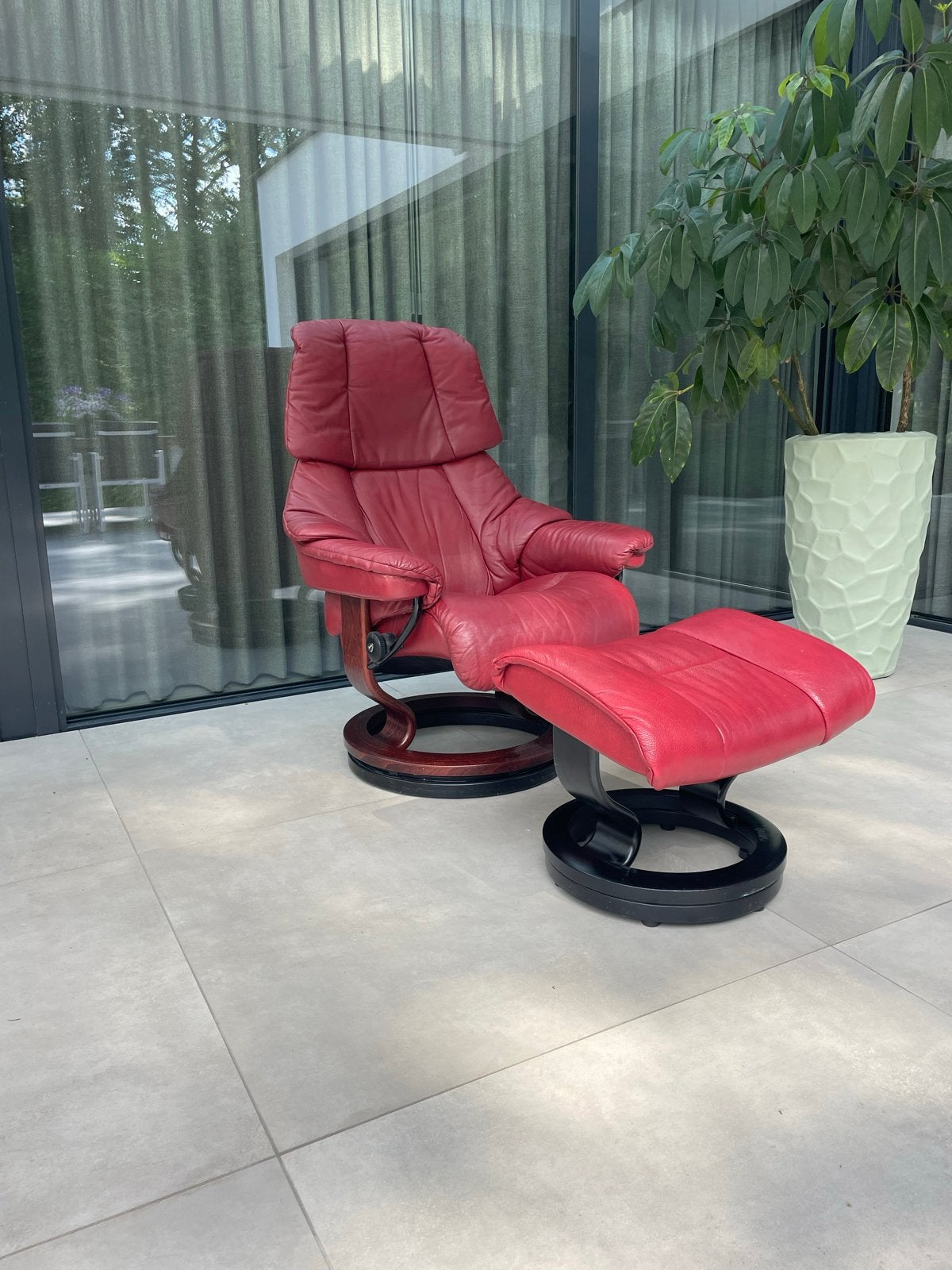 Stressless Reno relax fauteuil met hocker, Ophalen, Gebruikt, Leer, 75 tot 100 cm