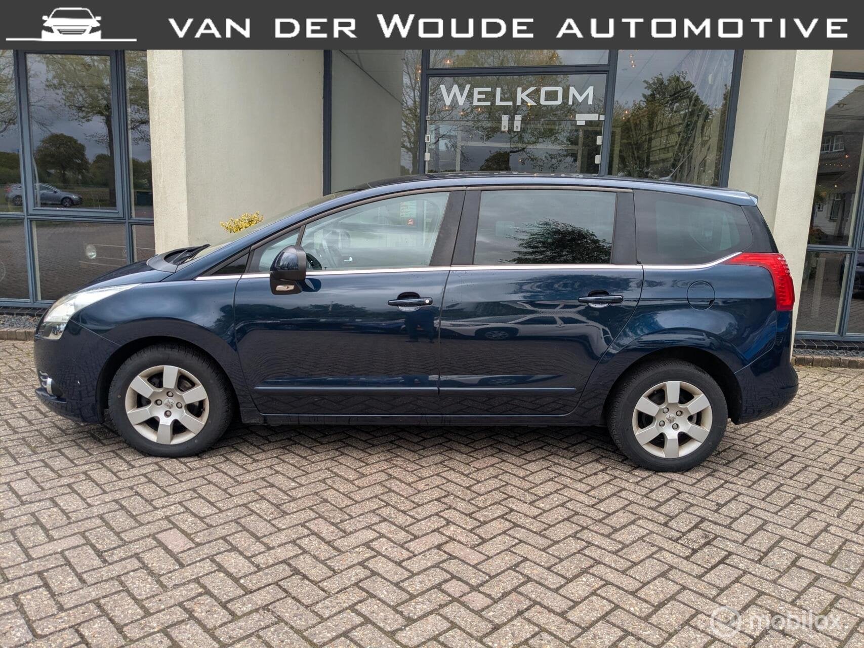 Peugeot 5008 1.6 VTi Blue Lease 5p., Voorwielaandrijving, 1380 kg, 4 cilinders, Blauw