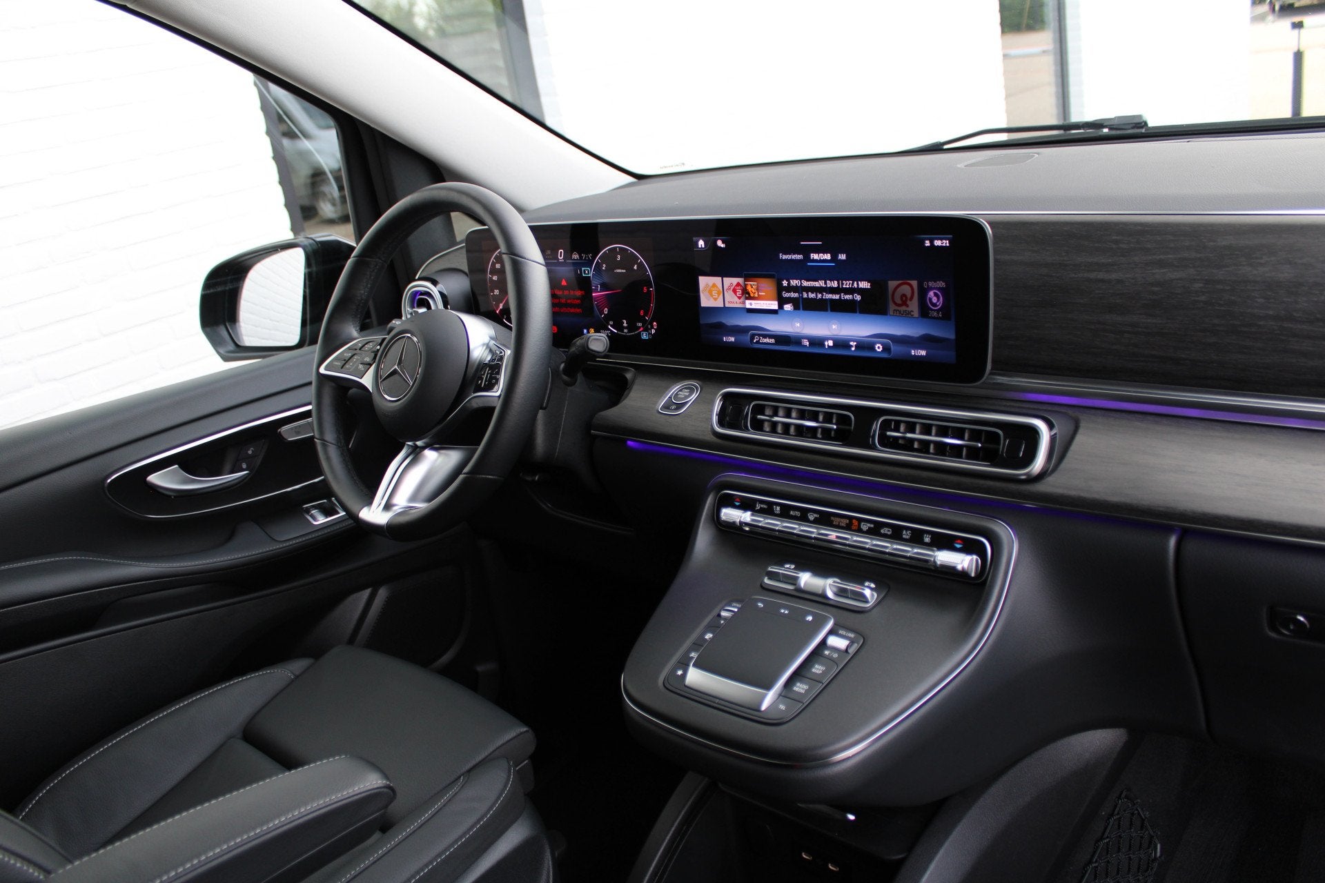 Mercedes-Benz V-Klasse 300d / XXL / 8-Persoons / Incl. BTW-B, Auto's, Mercedes-Benz, Automaat, Achterwielaandrijving, Gebruikt