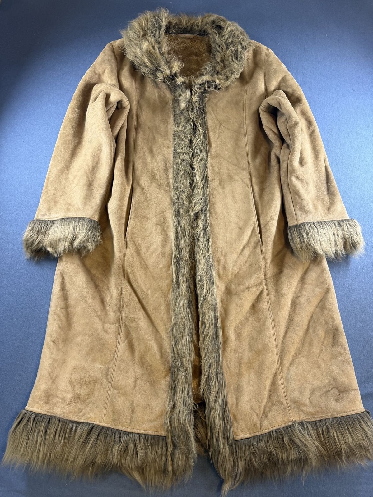 Bruine lammy coat (Afghaanse jas / pennyjas) van Vintage, Bayline Vintage Trading, Bruin, Verzenden, Maat 46/48 (XL) of groter