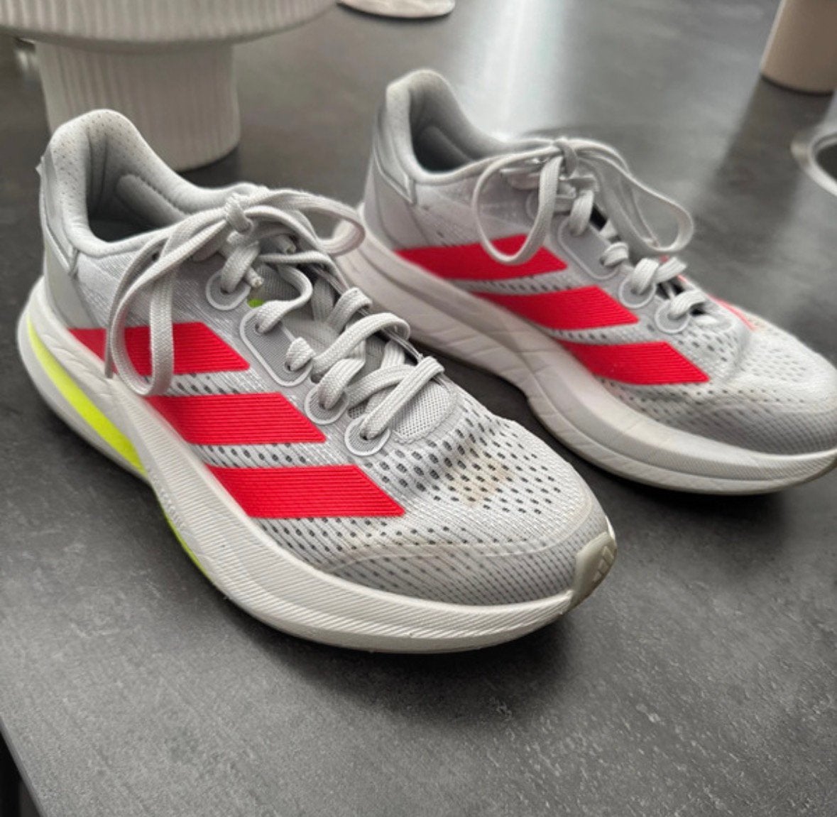 Adidas sportschoenen, Verzenden, Zo goed als nieuw, Overige typen